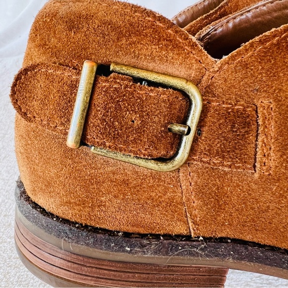 CLARKS CAMZIN SUEDE BUCKLE LOAFERS  SHOOTIES CHESTNUT BROWN SIZE 7.5 - Picture 4 of 12